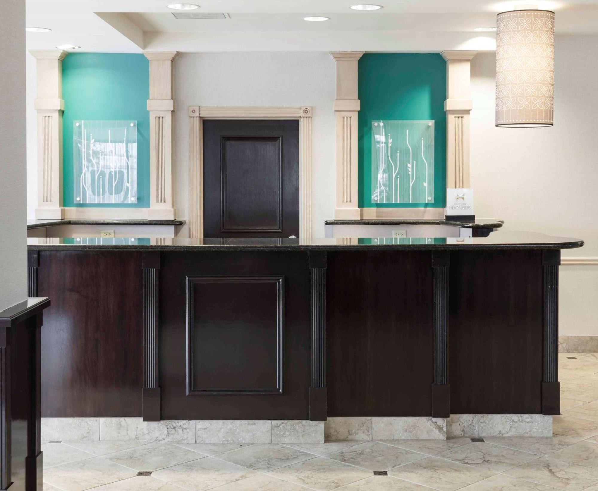 Hilton Garden Inn Dallas Льюисвилл Экстерьер фото